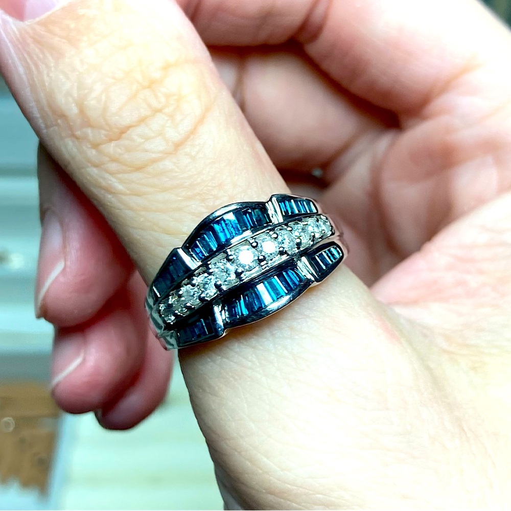 Blue & White Diamond White Gold Ring